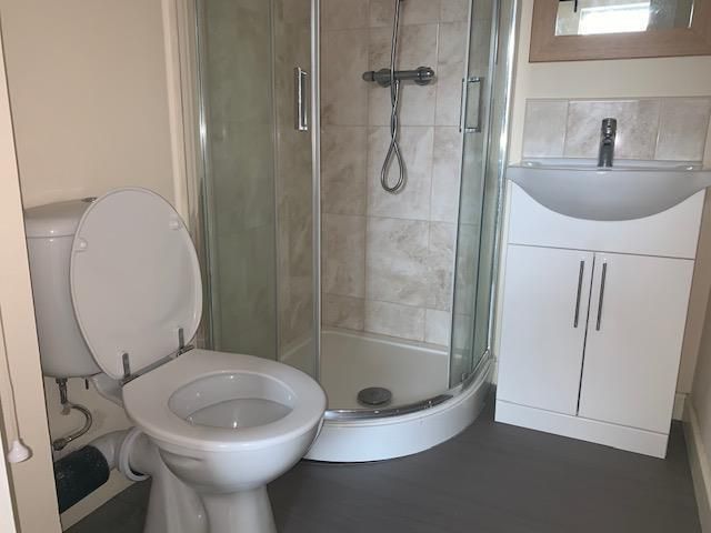 Property photo 2 of 4 Bathroom