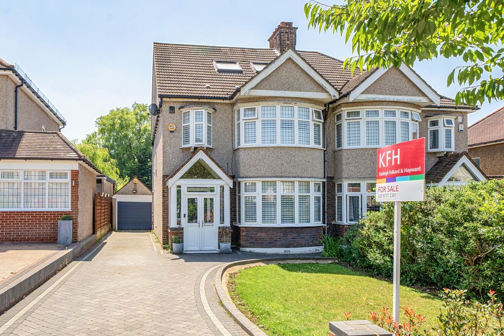 Property photo 1 of 22 1481726-2-6A3Bcbb...