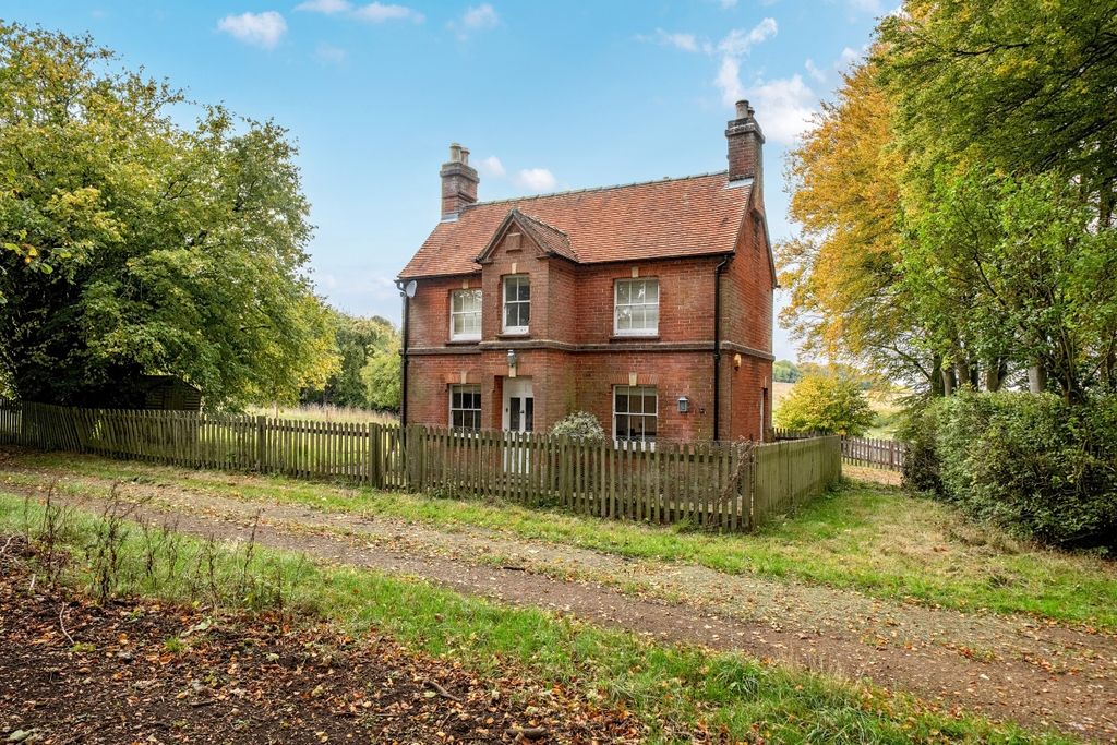 Property photo 1 of 15 1537323-3-1A154B1...