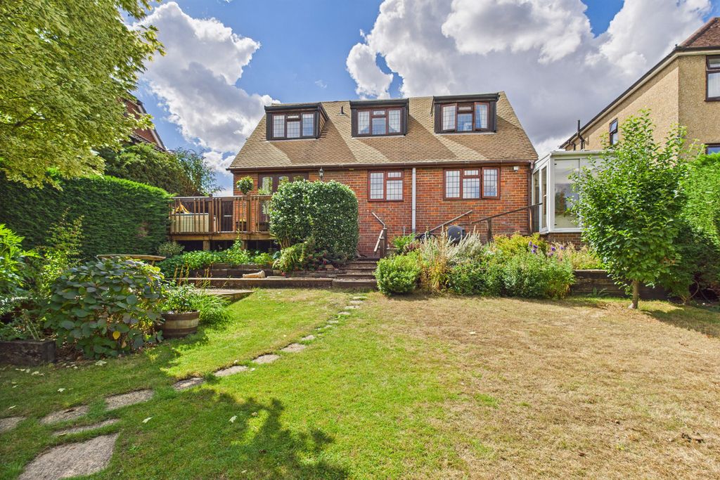Property photo 1 of 25