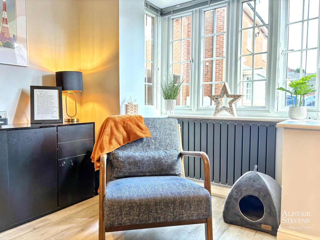 Property photo 3 of 25