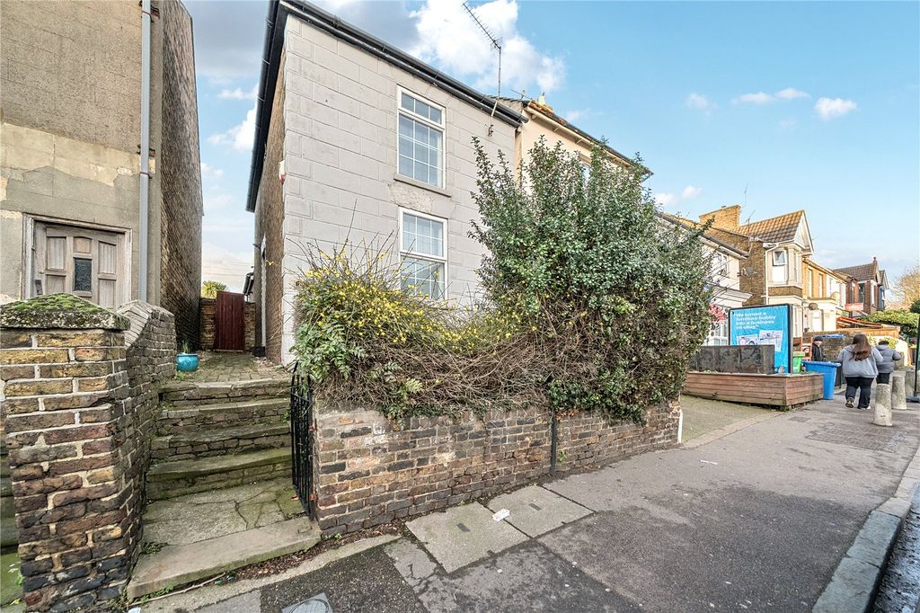 Property photo 1 of 20 Picture No. 19