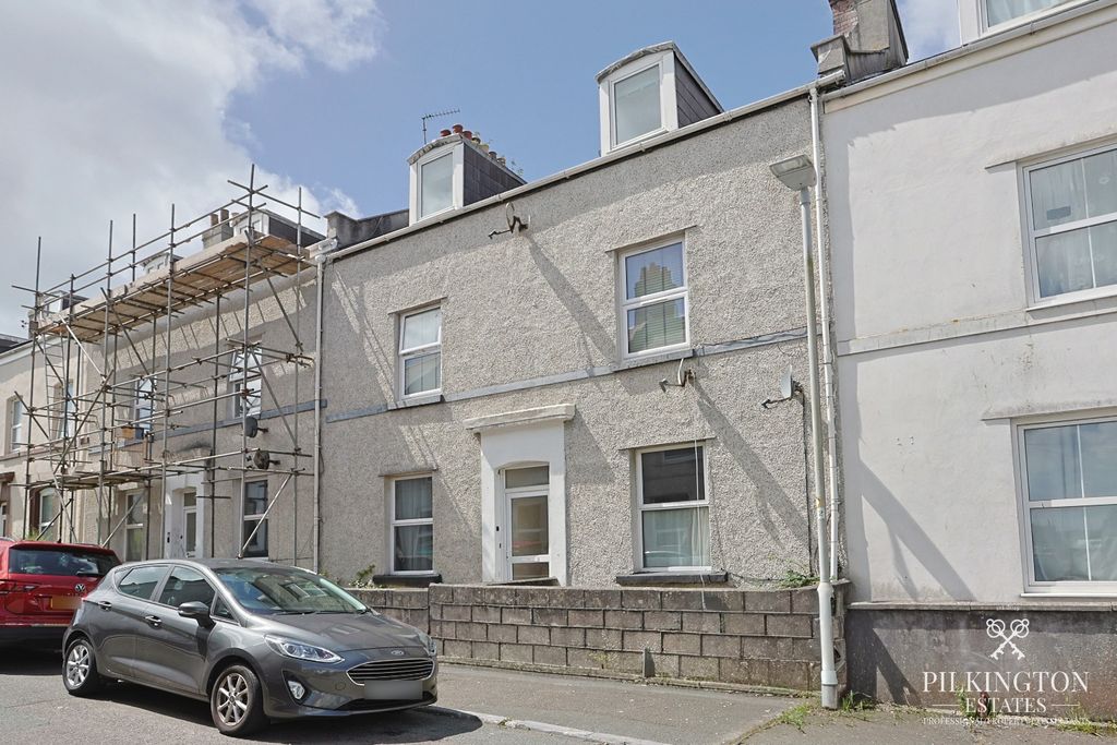 Property photo 1 of 12 5170940