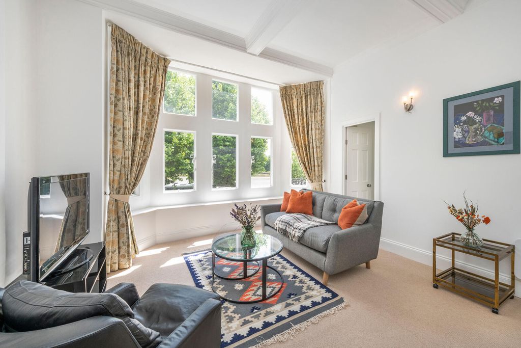 Property photo 3 of 12 Reception Room