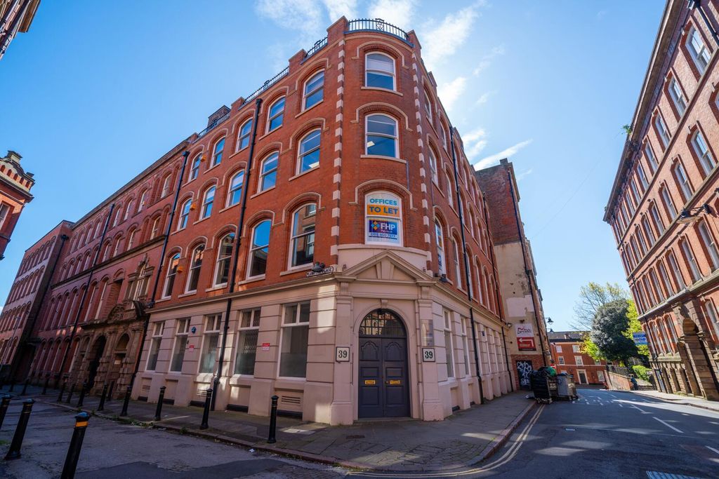 Property photo 2 of 27 Front (Exterior)