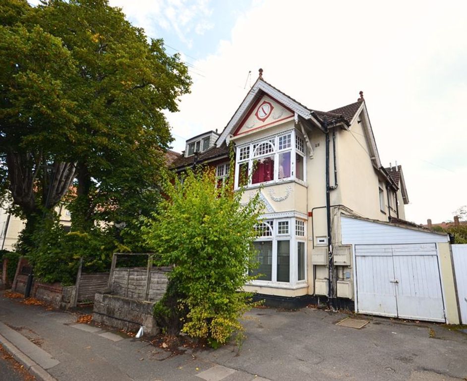 Property photo 1 of 6