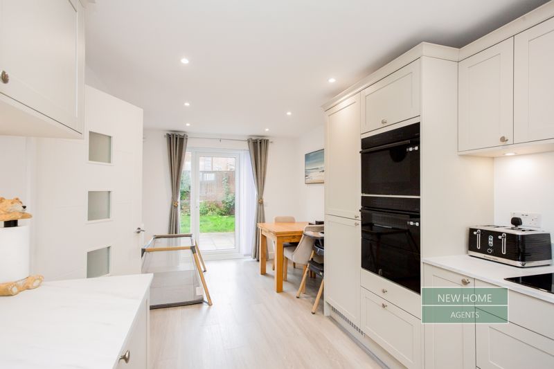 Property photo 3 of 25 Photo 19