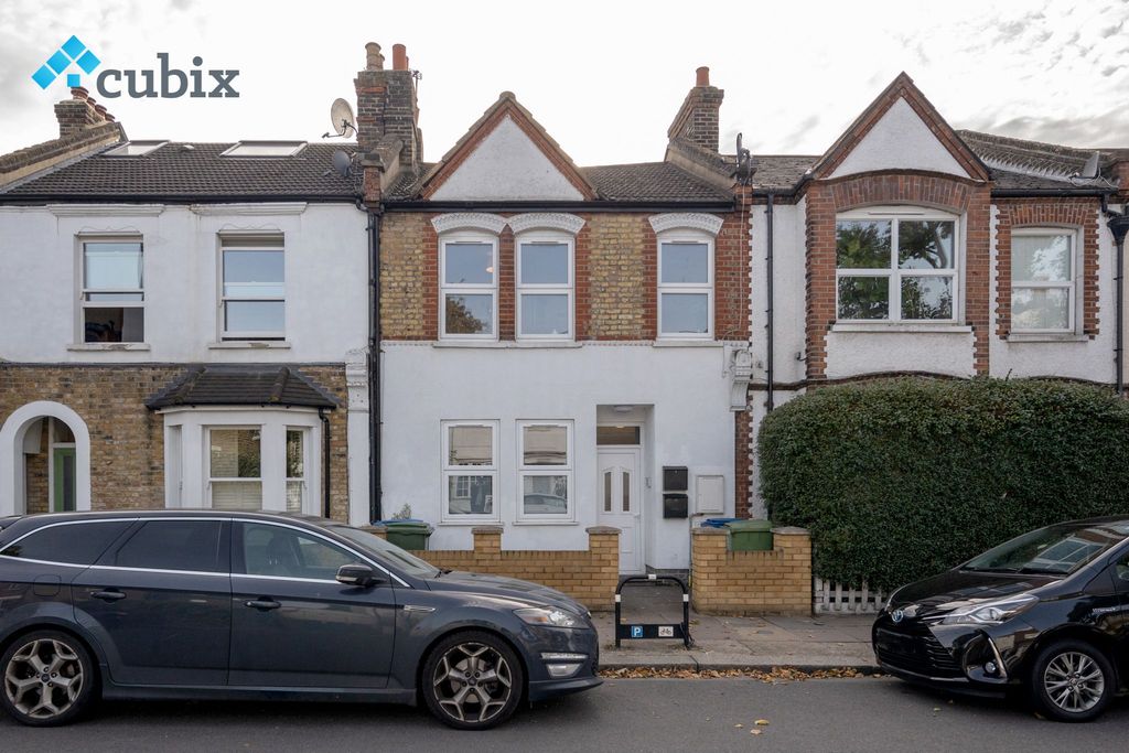 Property photo 3 of 20