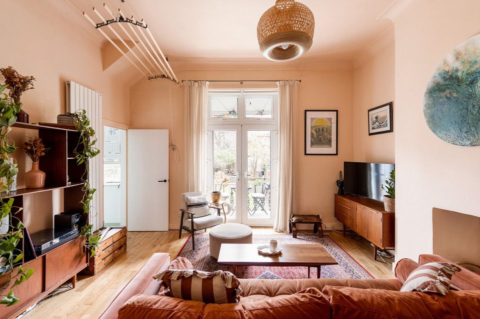 Property photo 2 of 26