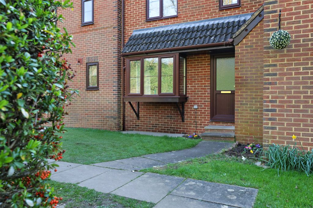 Property photo 1 of 8 Picture No. 16