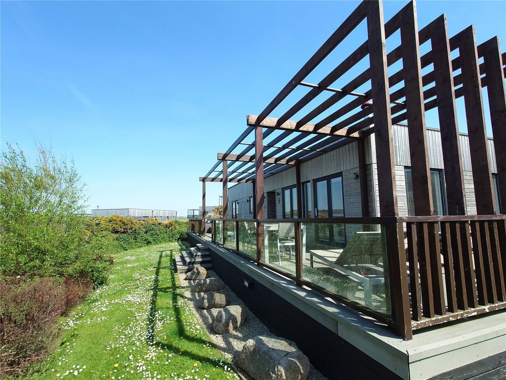 Property photo 1 of 18 Picture No. 01