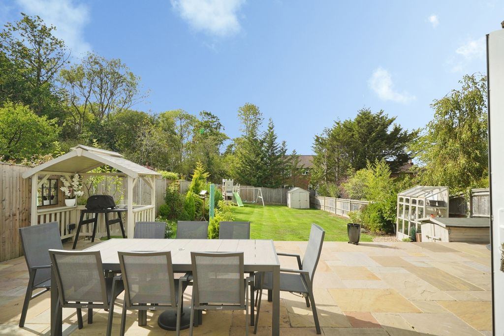 Property photo 2 of 22 Pbox-Img.Jpg
