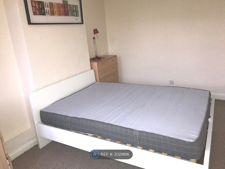 Property photo 3 of 3