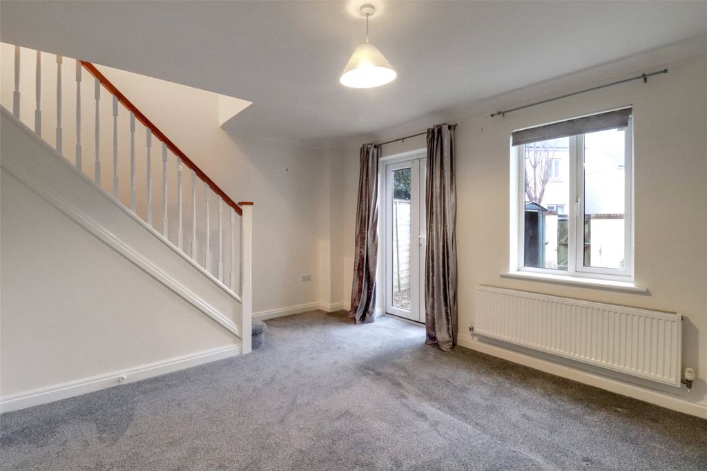 Property photo 3 of 11 Picture No. 02