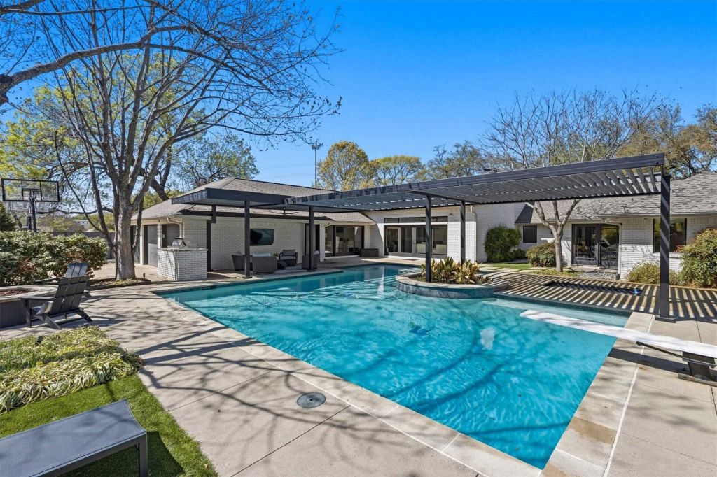 Property photo 3 of 31 <Alttext/>