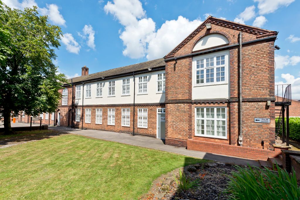 Property photo 1 of 4