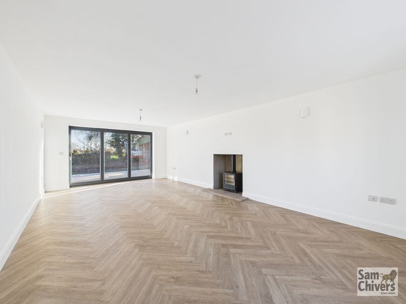 Property photo 2 of 32 Photo 25