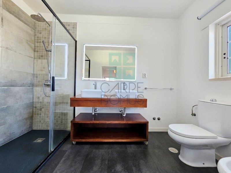 Property photo 3 of 57