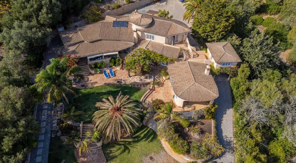 Property photo 2 of 55