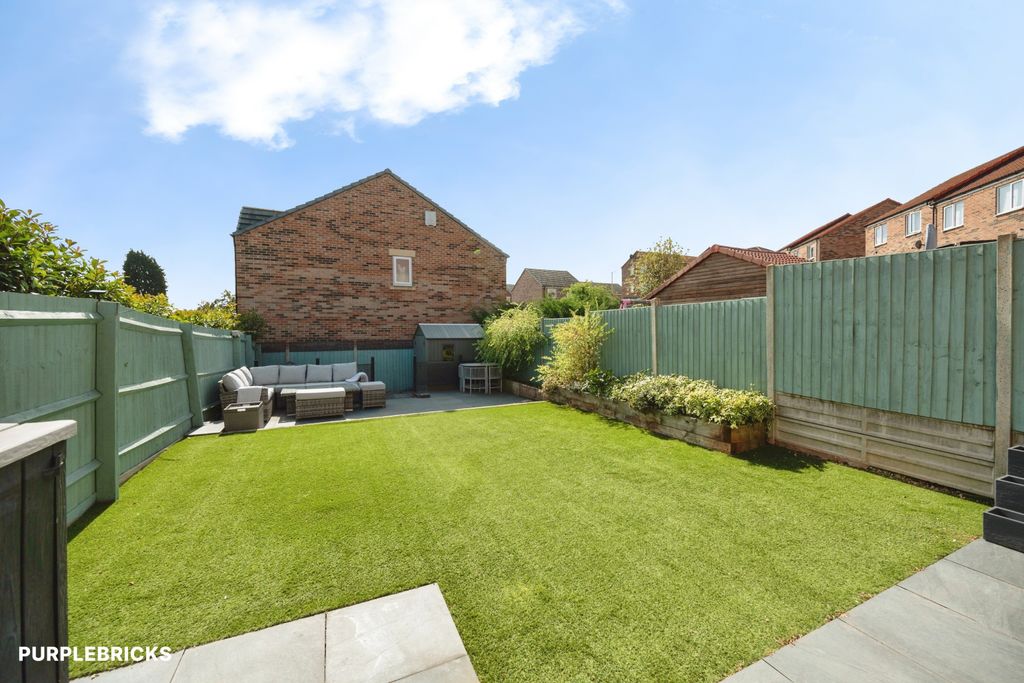 Property photo 2 of 29
