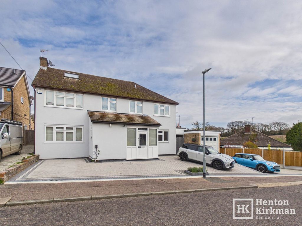 Property photo 1 of 25