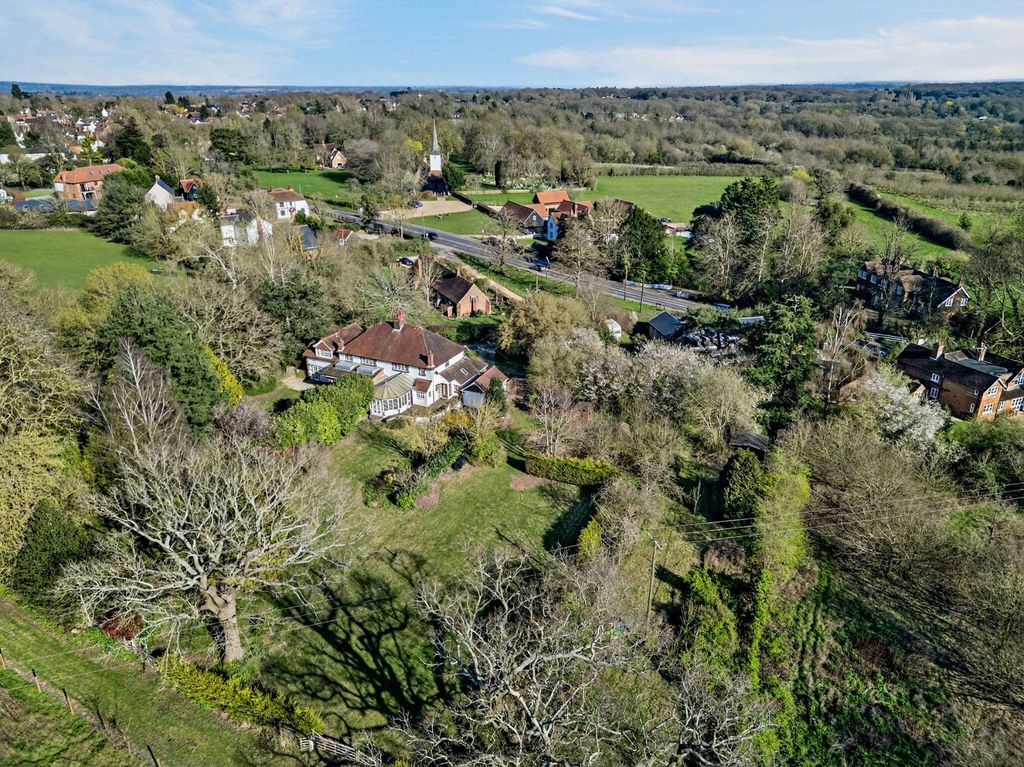 Property photo 2 of 18 Picture No. 12