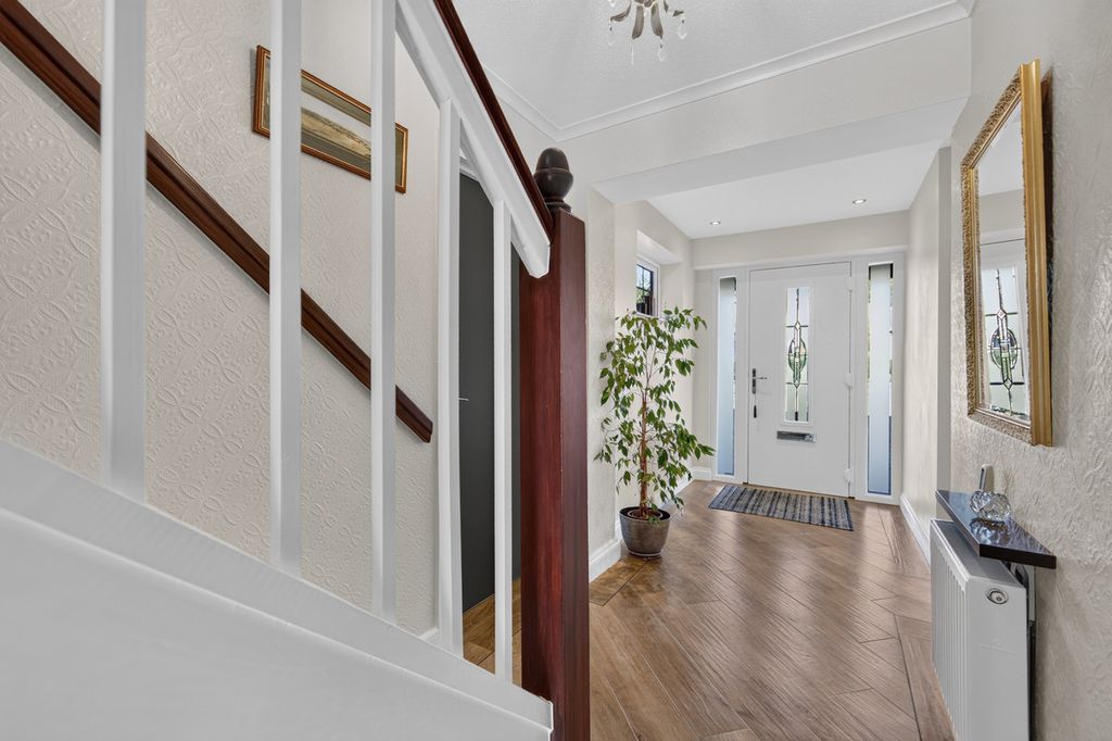 Property photo 3 of 50