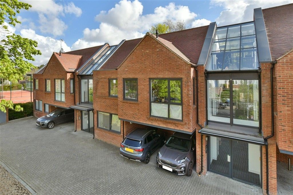 Property photo 1 of 14 External (Web)