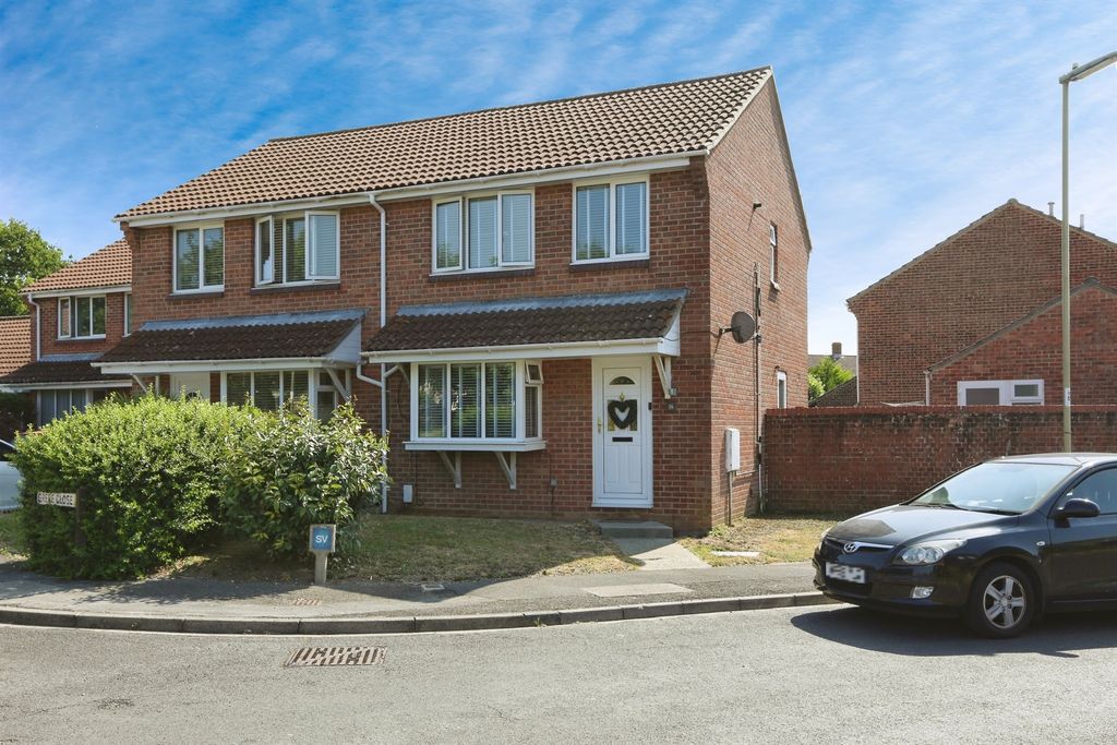 Property photo 1 of 22