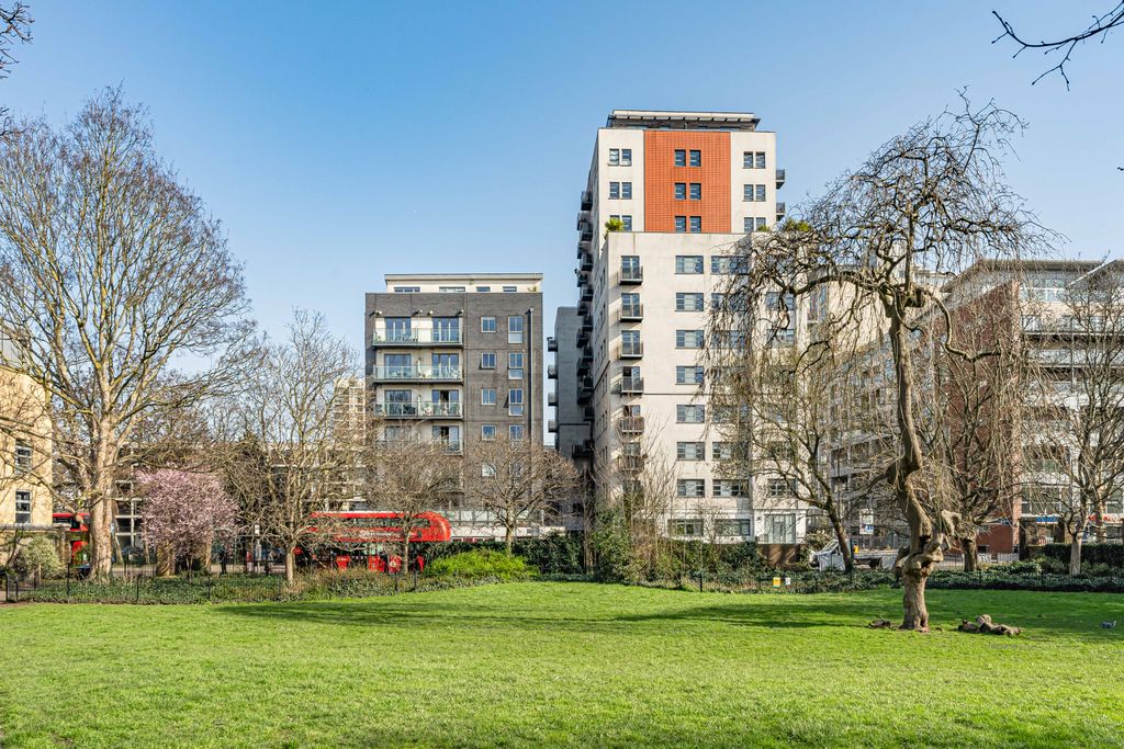 Property photo 3 of 8