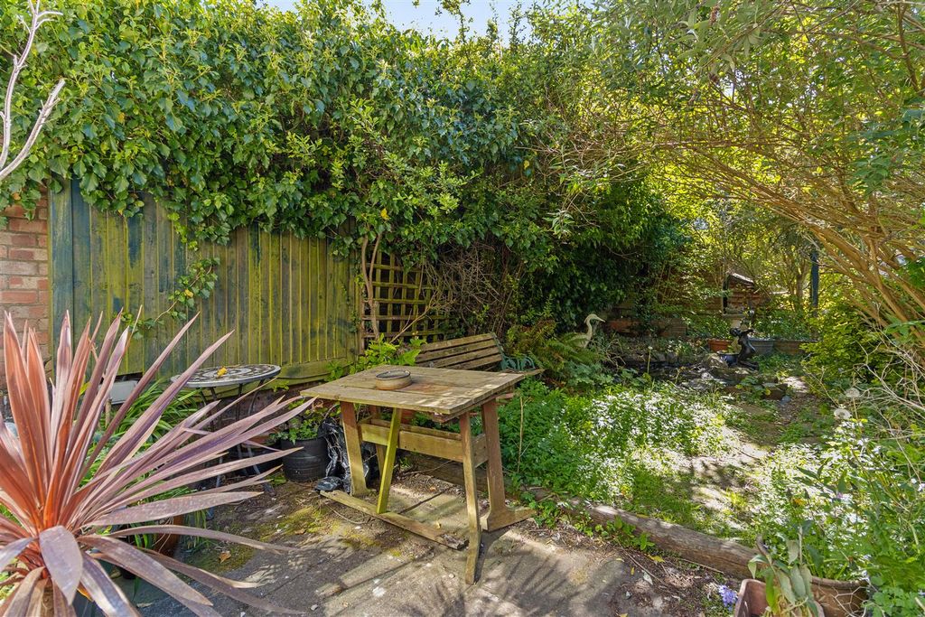 Property photo 2 of 22 Rear Garden