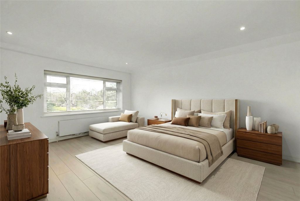 Property photo 3 of 20 Bedroom