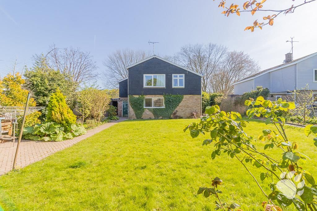 Property photo 3 of 34 Garden