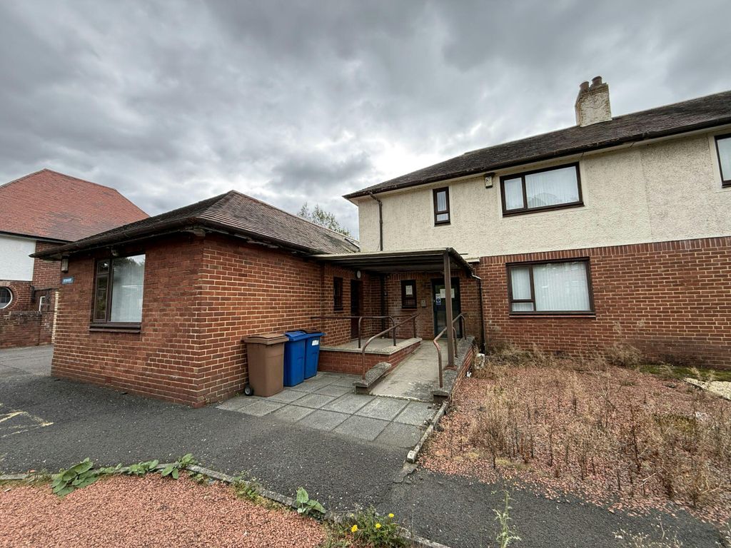 Property photo 2 of 18 Image 2