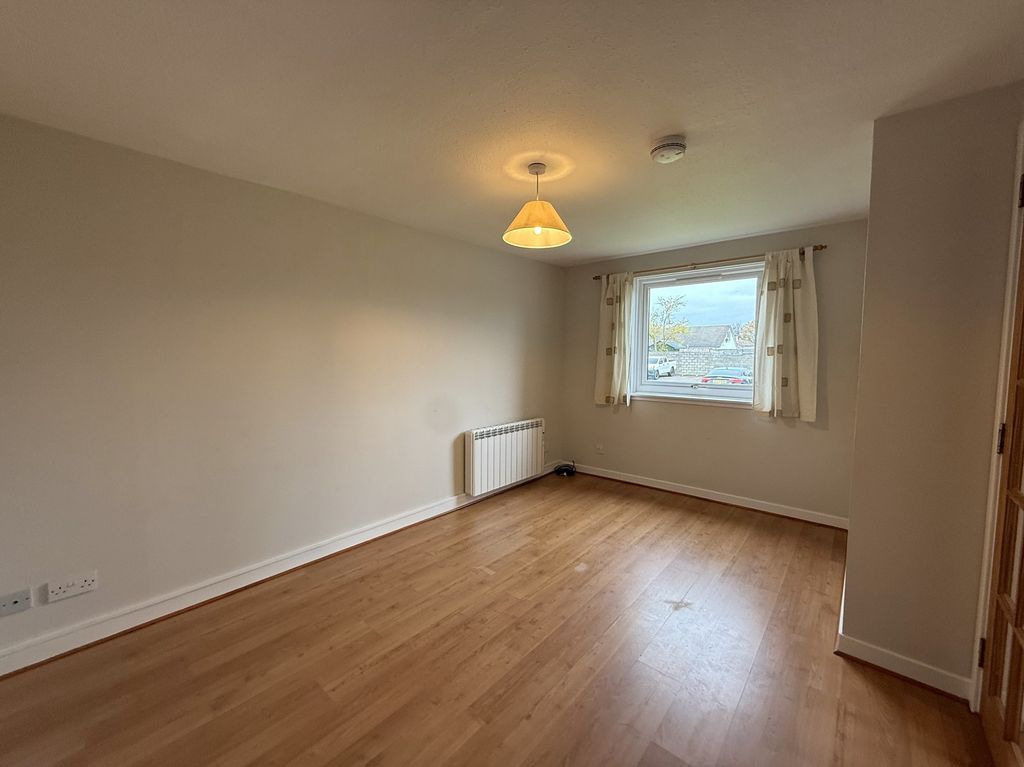 Property photo 2 of 7 Lounge