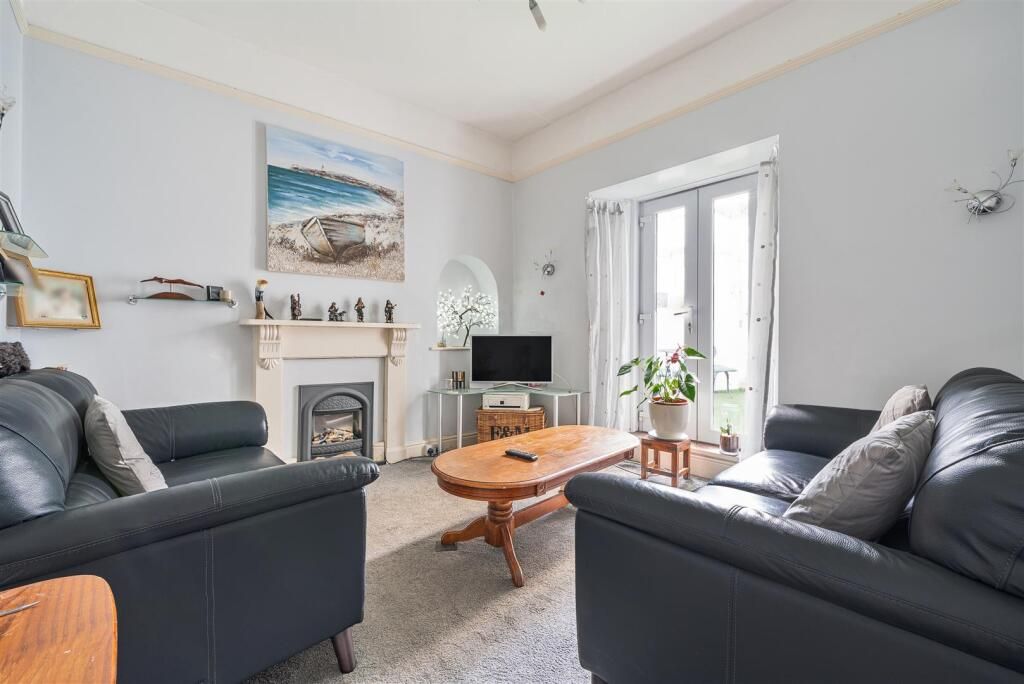 Property photo 3 of 30