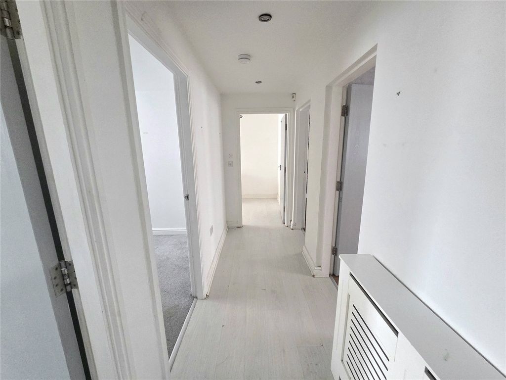 Property photo 2 of 10 Picture No. 09
