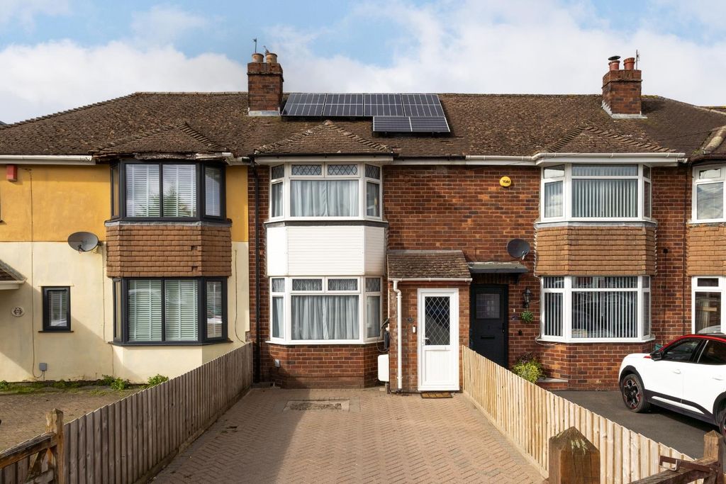 Property photo 2 of 17 5 Headley Walk-20.Jpg