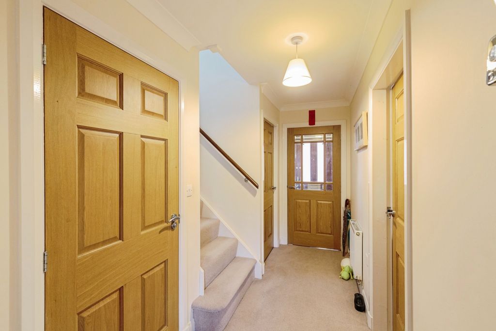 Property photo 2 of 15 Photo