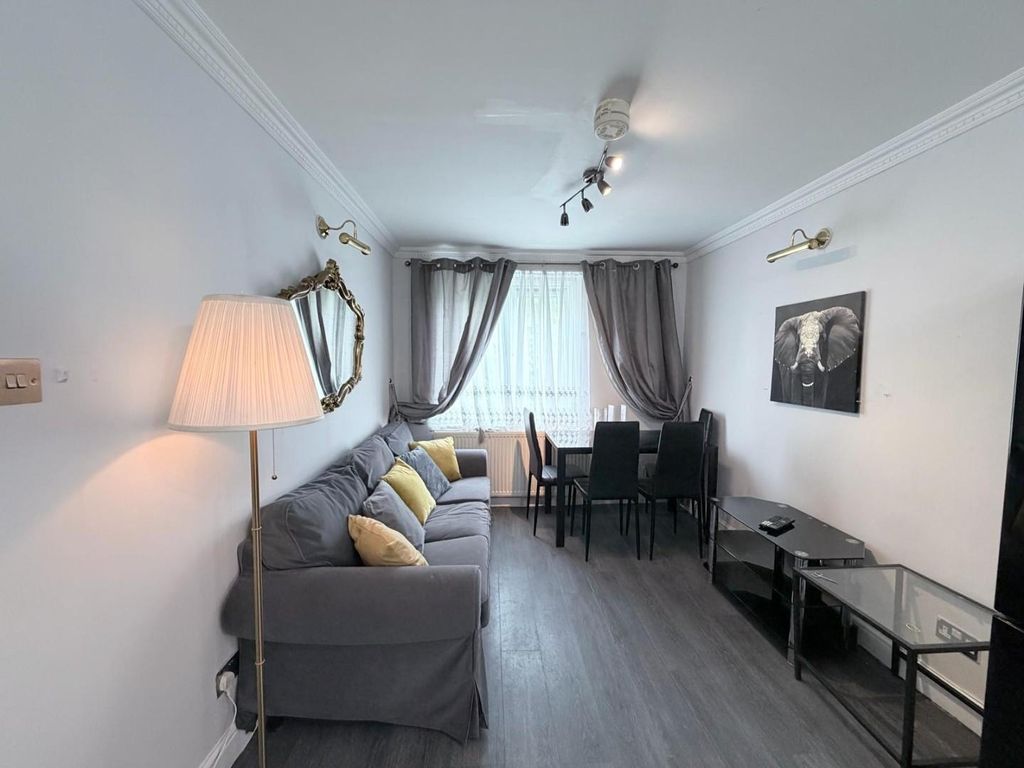 Property photo 3 of 10 5d6F9d2B-16A8-4208-Aa6c-73c26c28ba48.Jpg