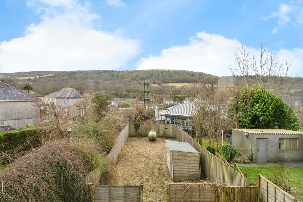 Property photo 3 of 16 Photography