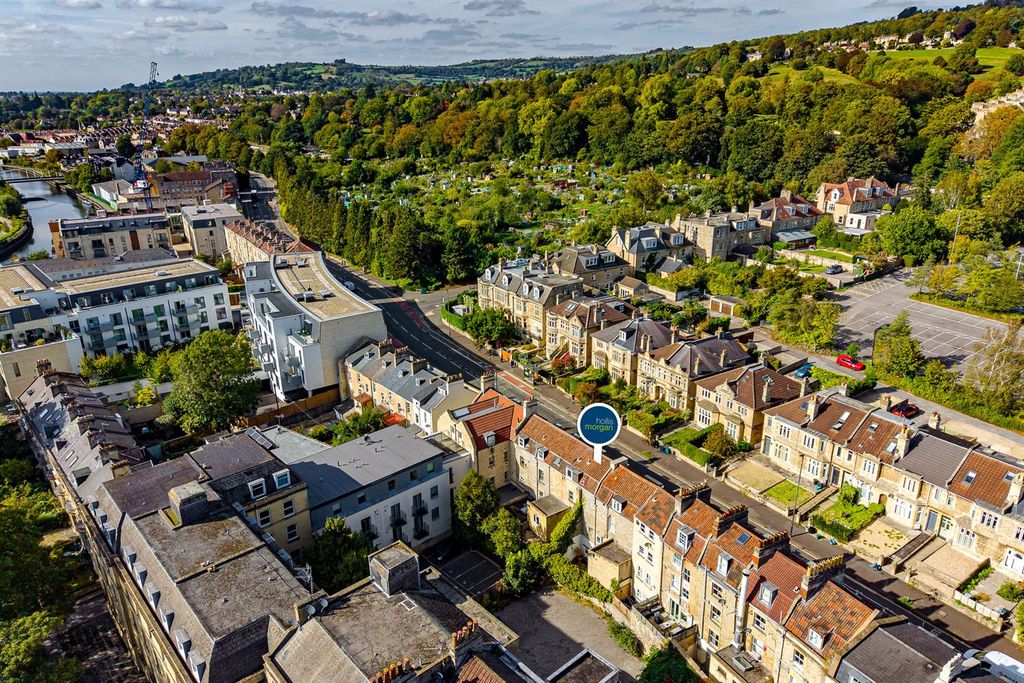 Property photo 3 of 19 Flat 3, 13 St George's Place, City Centre, Bath BA