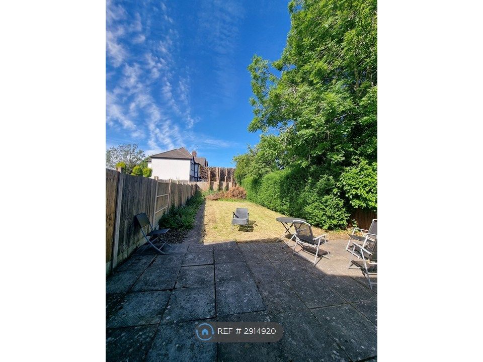 Property photo 2 of 3