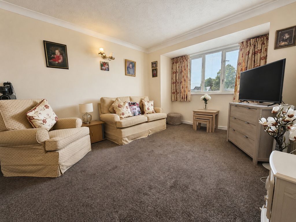 Property photo 3 of 23 Picture No. 14