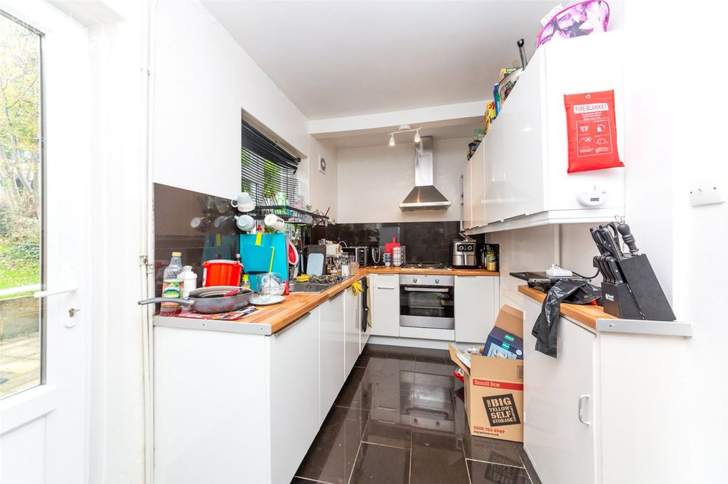 Property photo 1 of 8 Picture No. 05