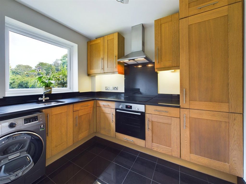 Property photo 3 of 10 Picture No. 02