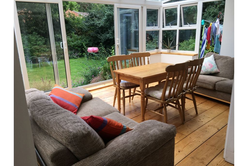 Property photo 1 of 21 Conservatory