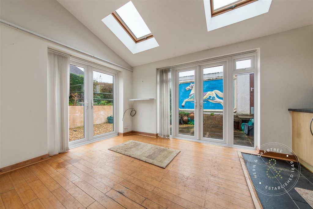 Property photo 3 of 33 Marine-Drive-15.Jpg