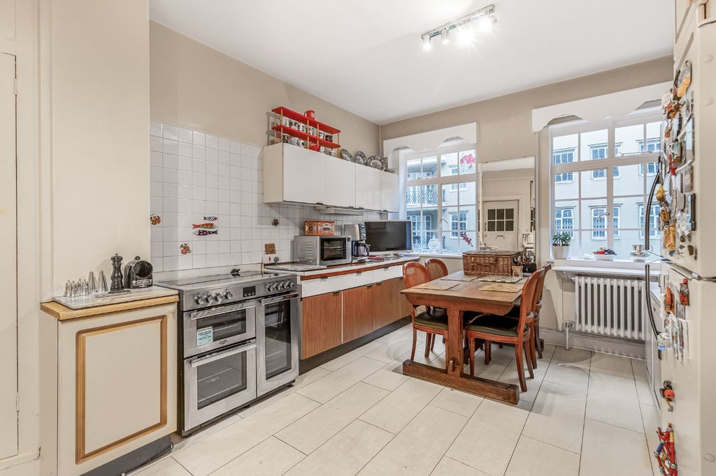 Property photo 3 of 26 Picture No. 09