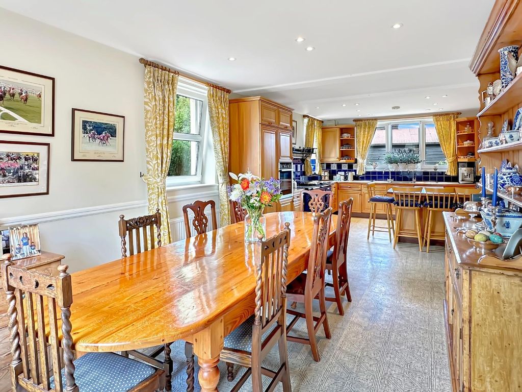 Additional image 22 of 5 bed detached house for saleSt. Marys Square, Newmarket CB8